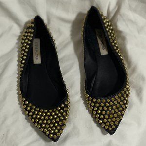 Steve Madden Flats Size 8 Black Gold Spiked